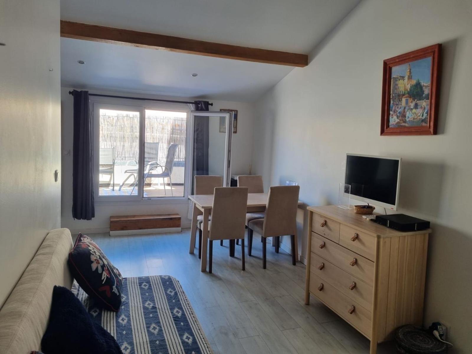 Appartement Avec Terrasse